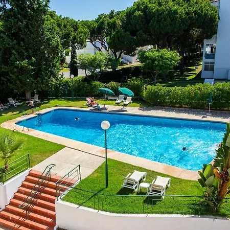 Host Wise - Bright Cozy Flats W Terrace & Pool *