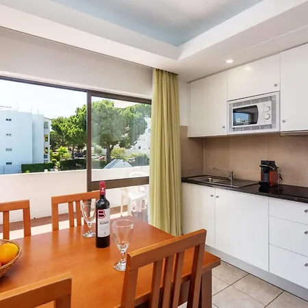 Host Wise - Bright Cozy Flats W Terrace & Pool Apartman Quarteira