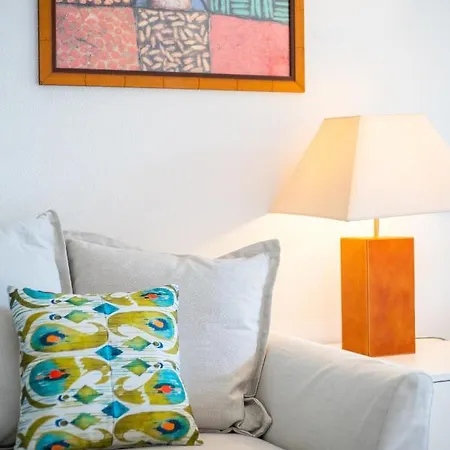 Host Wise - Bright Cozy Flats W Terrace & Pool * Quarteira