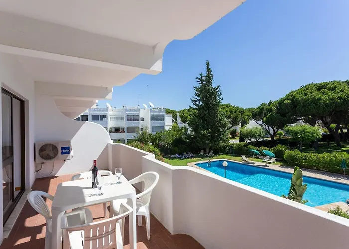 Appartement Host Wise - Bright Cozy Flats W Terrace & Pool