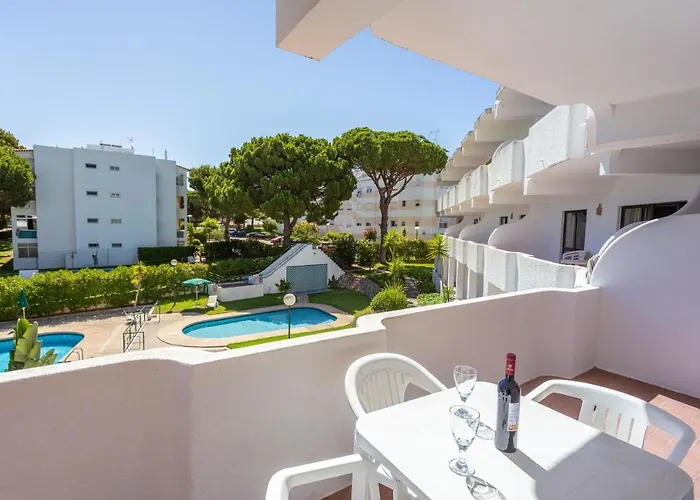 Host Wise - Bright Cozy Flats W Terrace & Pool * Quarteira